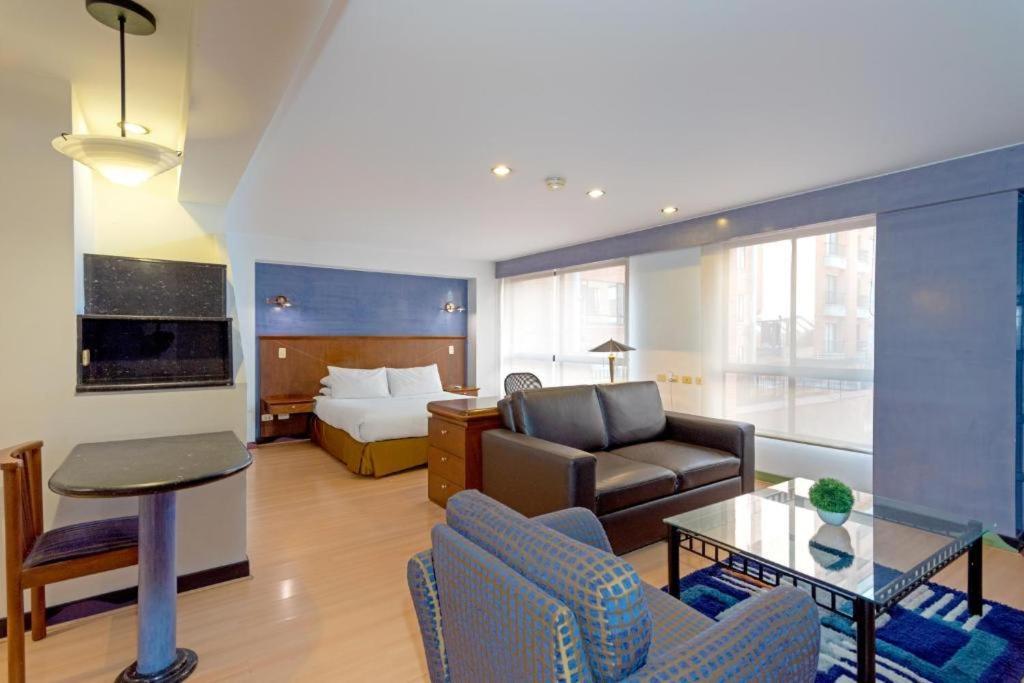 Hotel Gio Parque 93